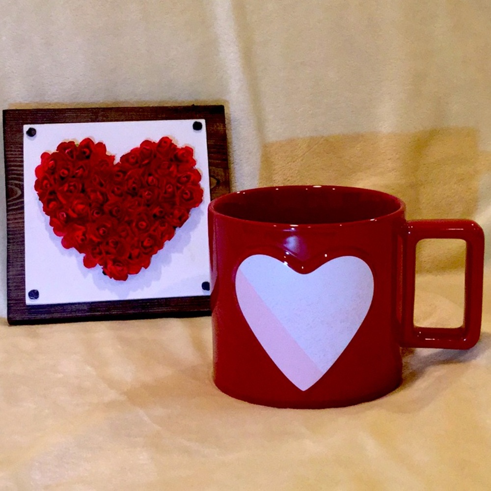 ❤️ New Starbucks Pink Heart Red Valentines Ceramic Mug ♥️